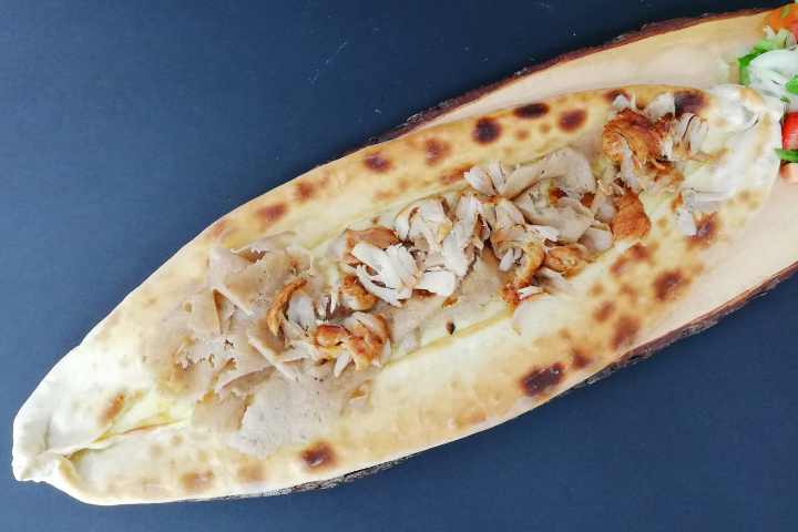 Pide Kebab Big - Classic Pizza