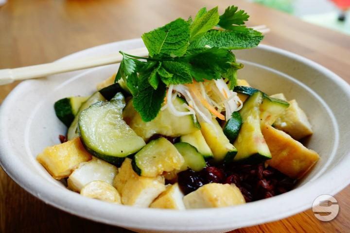 Tofu Cashew Bowl - Rice Up! Zürich Stadelhofen