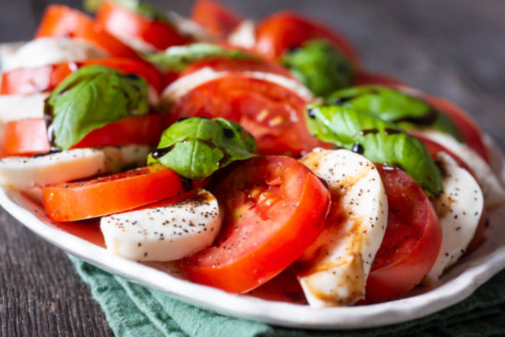 Caprese salat - Spartans Take Away