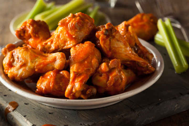 Chicken Wings 8 Stuck - Spartans Take Away