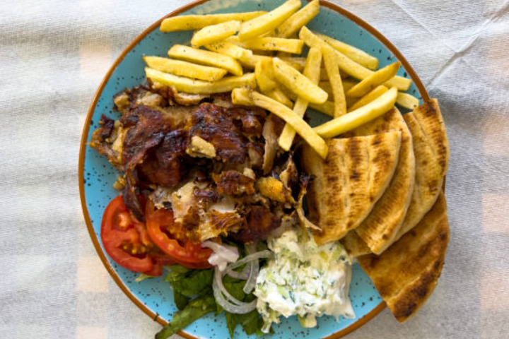 Gyros Teller - Spartans Take Away