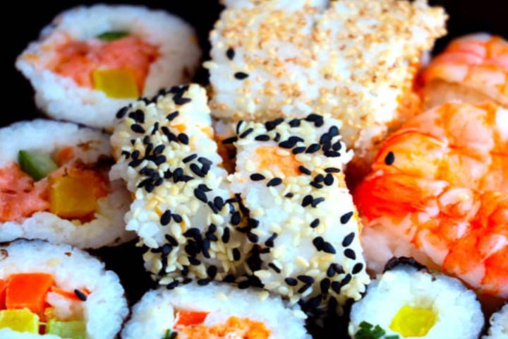 California Roll - khawa Sushi&Momo