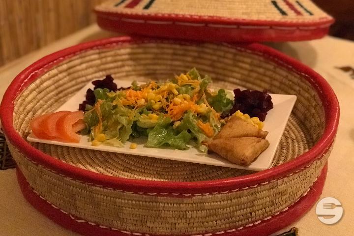 Vegetarian Samboussa salad - Abyssinia