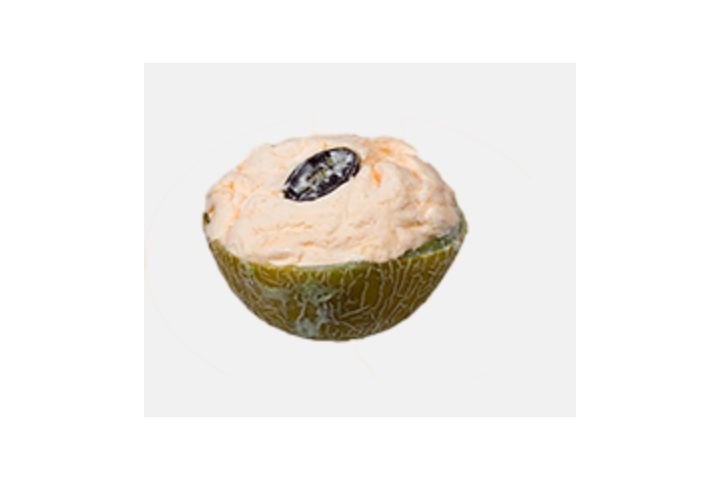 Melon ice cream in melon bowl - Burger Diana