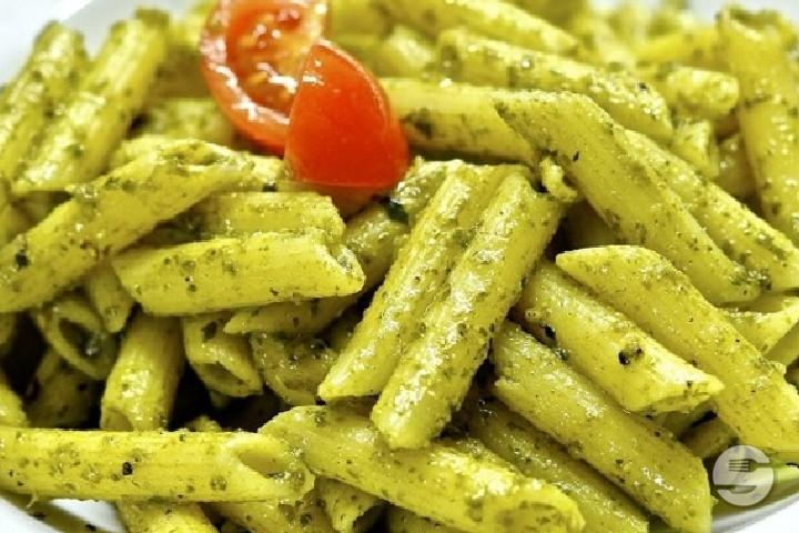 Pasta Pesto - Eat Night
