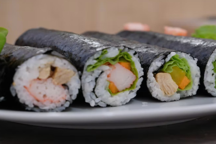 Cucumber Futo Maki - Restaurant Wok Royal