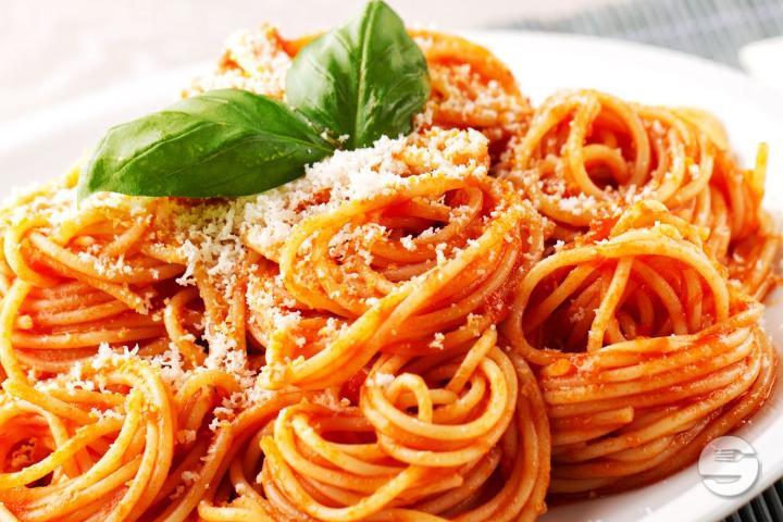 Pâtes al Pomodoro - La Rose Rouge
