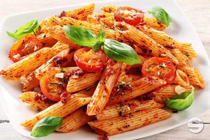 Penne al Arrabiata - La Rose Rouge