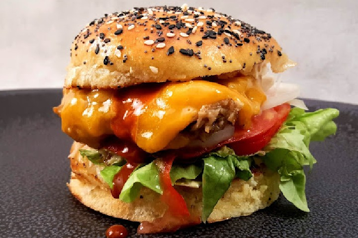 Burger Classic 🍔 - Le Corner