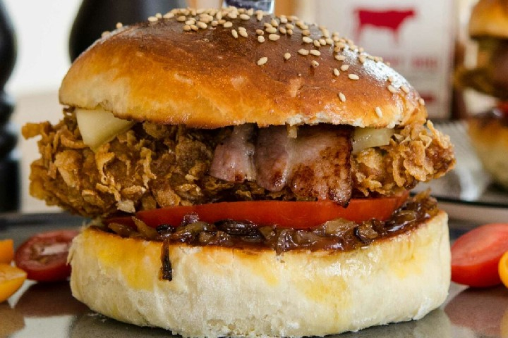 Burger de volaille - Le Corner