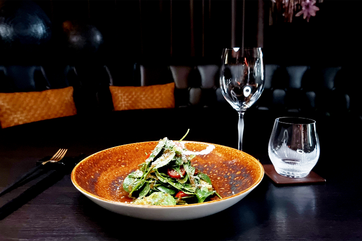 Spinach Salad - HATO - Fine Asian Cuisine - Luzern