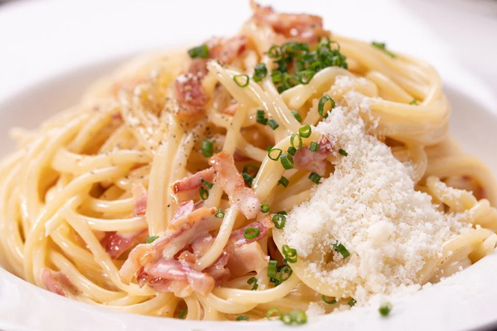 Pasta Carbonara - Restaurant Pizzeria du Casino - Le Locle