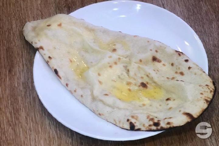 Double Cheese Naan - Indian Naanwich