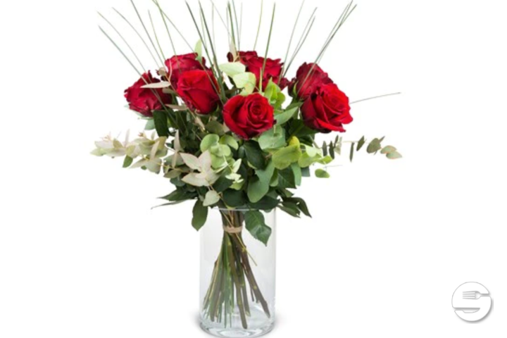 9 Roses rouges avec verdure - Hertig Fleurs
