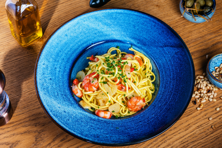 Tagliarini Gamberi Aglio, Olio e Peperoncino - Visage Gastrobar
