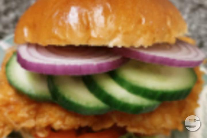 Crispy Chicken Burger - Pam's Frittier Werkstatt
