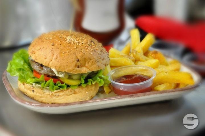 Beef Burger - Brown Bull