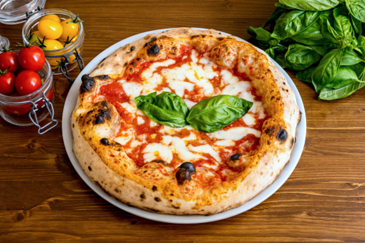Pizza Aglio - Pizzeria Piazza