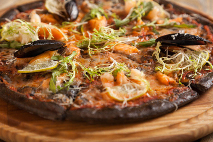 Pizza Frutti di Mare - Pizzeria Piazza