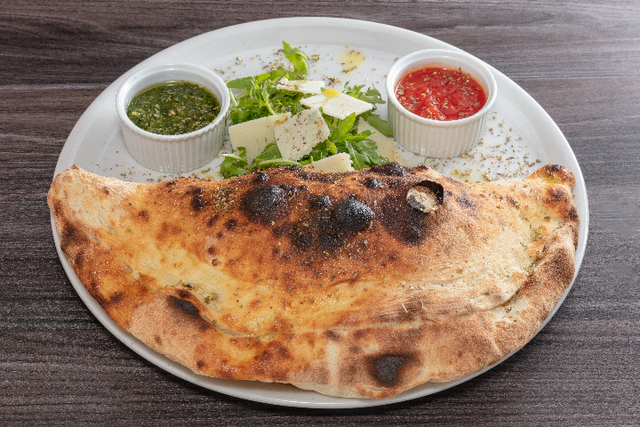 Calzone - Pizzeria Piazza
