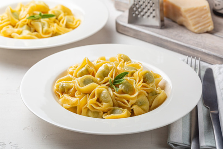 Bambini Tortellini Panna - Pizzeria Piazza