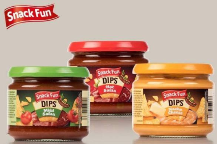 Snack fun dips hot salsa