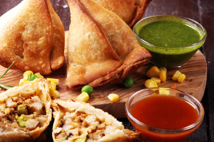 Vegetable  samosa 300g - Tony's Dlight